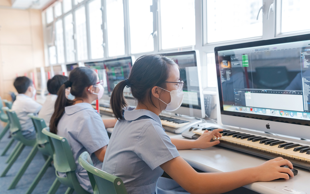 香港近數年飽受疫情困擾，學生已習慣及掌握了網上學習的模式。