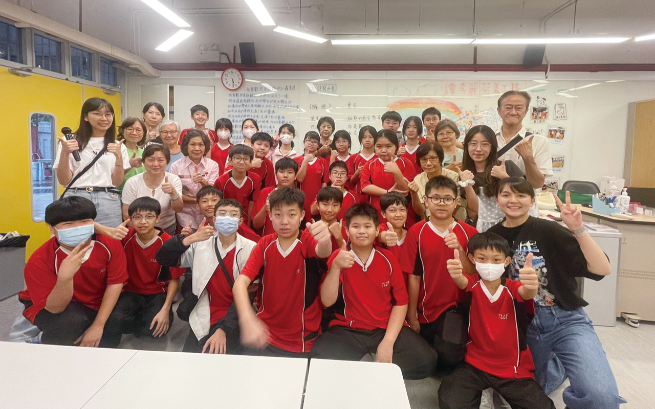 学校参加由赛马会资助的「YUP 飞跃. 拍住上」计划 學校參加由賽馬會資助的「YUP 飛躍. 拍住上」計劃