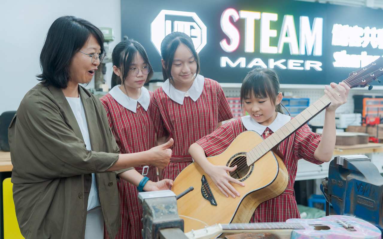 学校设有超过50项联课活动与课外活动 學校設有超過50項聯課活動與課外活動