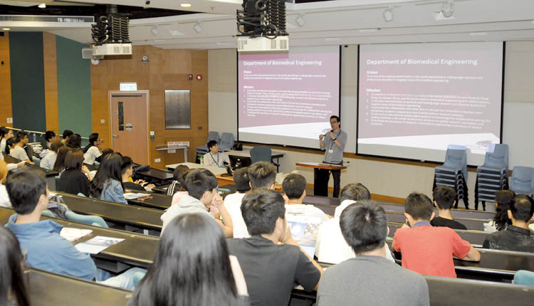 香港城市大學：課程理論與實踐並重，讓學生掌握及有能力運用最新的生物醫學工程知識。